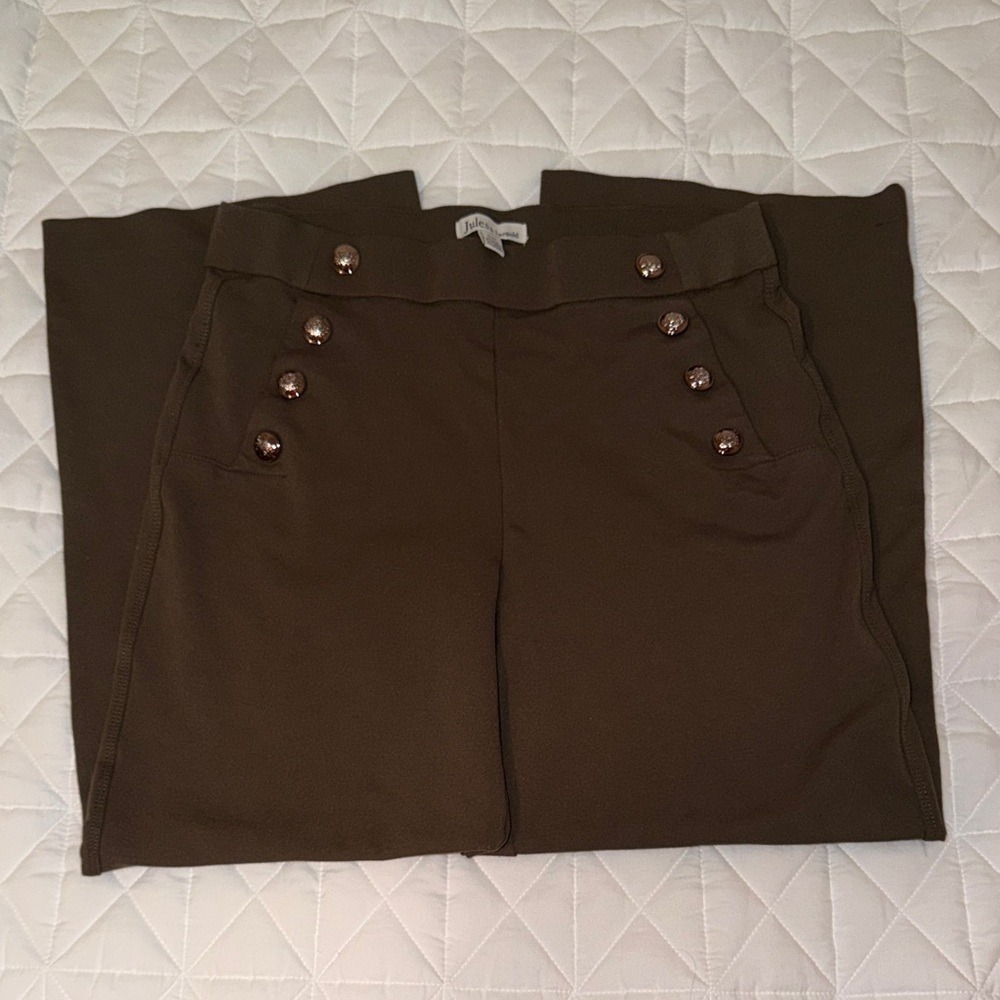 Dark Green Button-Accent Pants